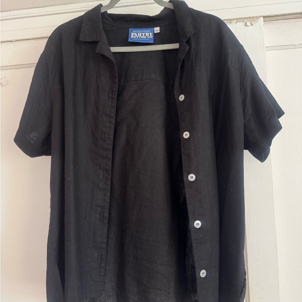 Big Bud Press Black Short-Sleeve Button-Up Shirt